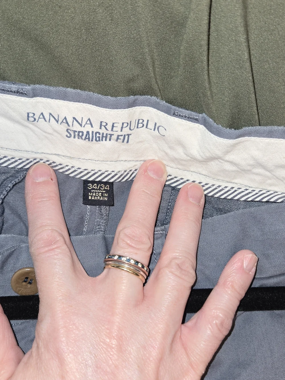 Banana Republic Men's Gray Casual Chino Pants‎
